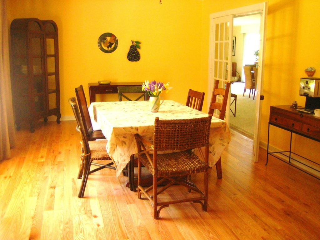 Harbert House Bed And Breakfast Exterior foto