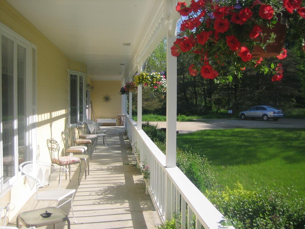 Harbert House Bed And Breakfast Exterior foto